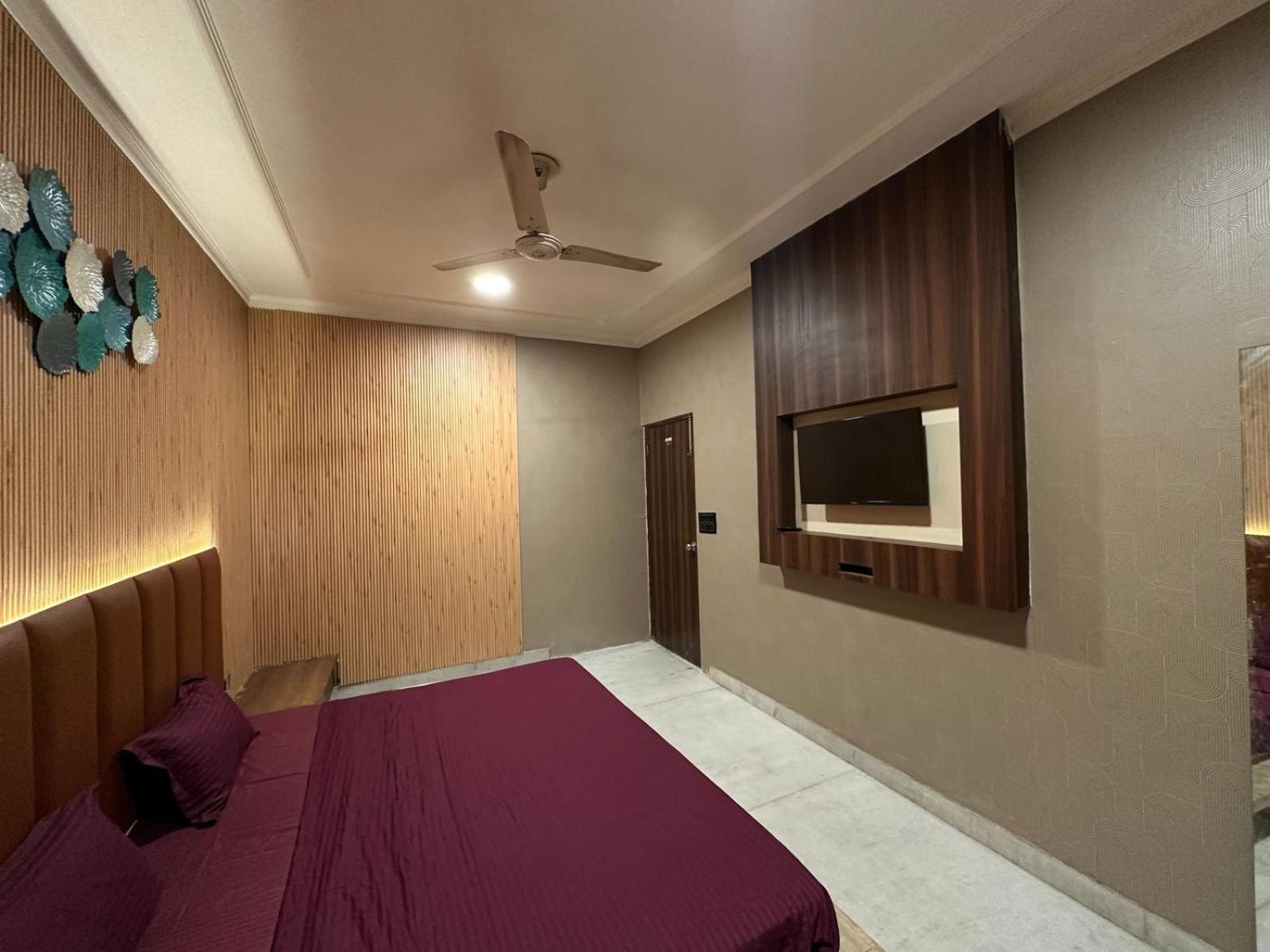 Desire Courtyard Homestay New Delhi